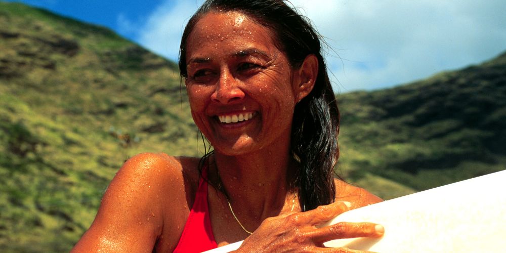 Women-surfing-legends