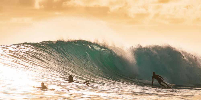 Surfing Break